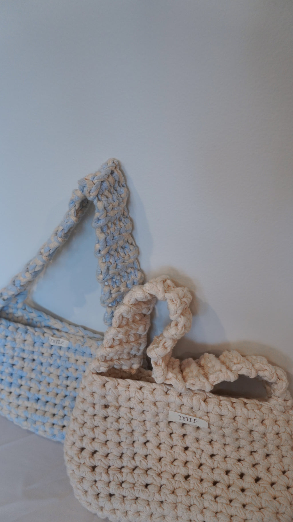 Crochet Pattern and Video Tutorial: The Gigi Crossbody and Shoulder Bag