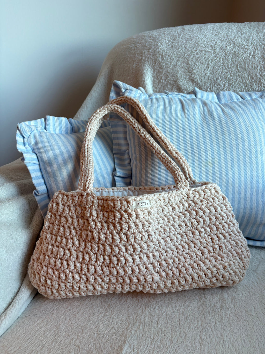 Crochet Pattern and Video Tutorial: The Gaia Bag